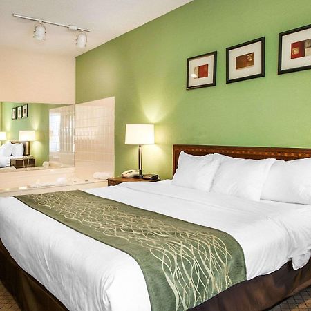 Comfort Inn Гошен Екстер'єр фото