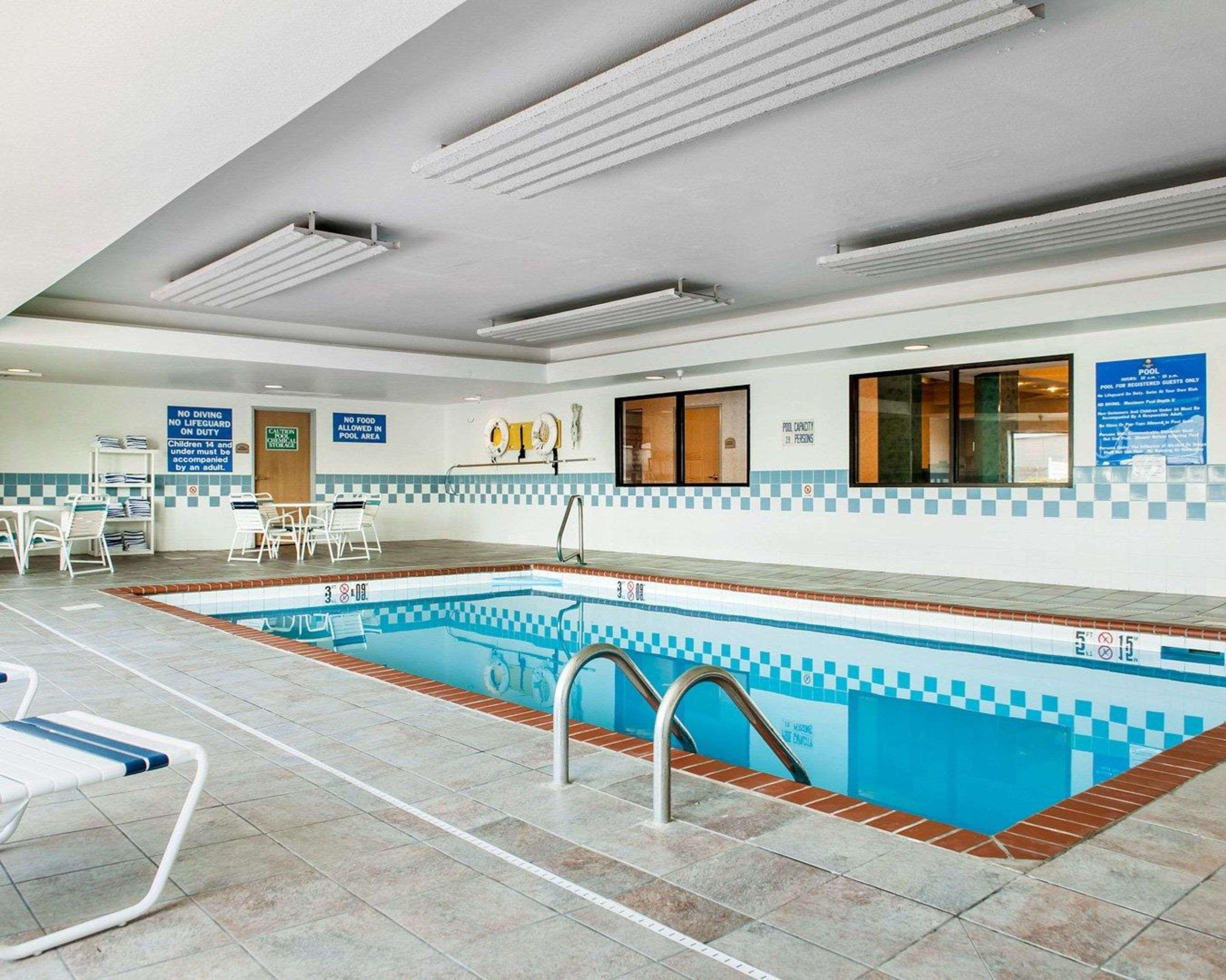 Comfort Inn Гошен Екстер'єр фото