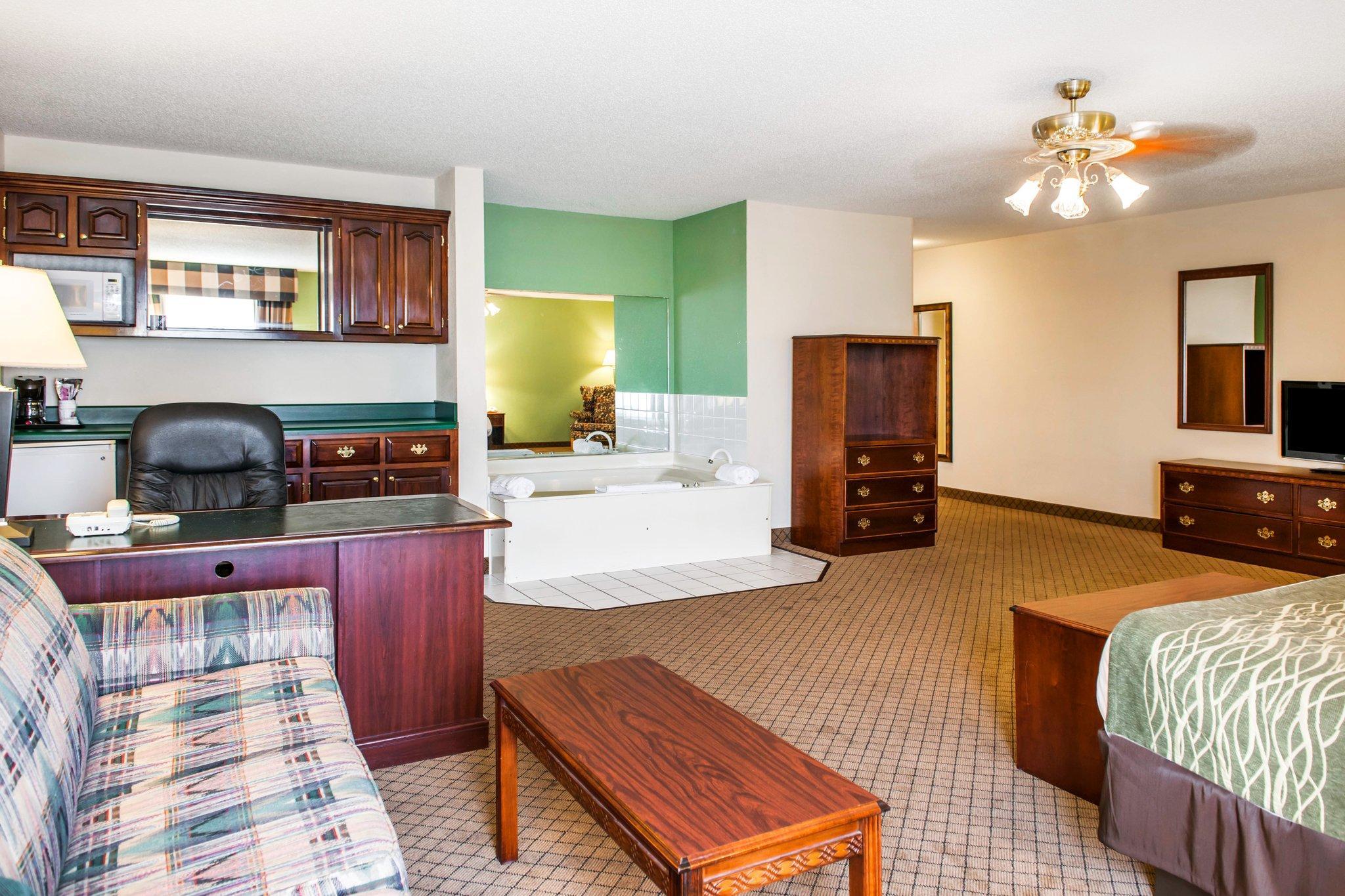 Comfort Inn Гошен Екстер'єр фото